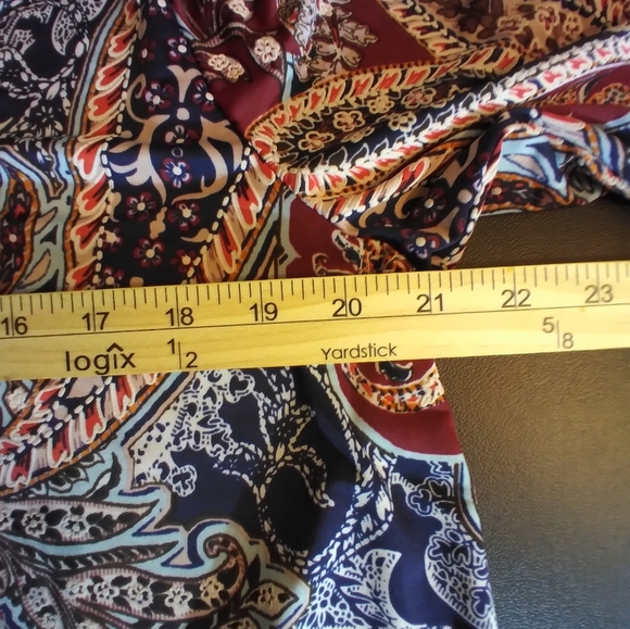 Stem & Vine Paisley Print Flared Sleeve Top Size 1X Boho Stretch Office Festival - Picture 4 of 10